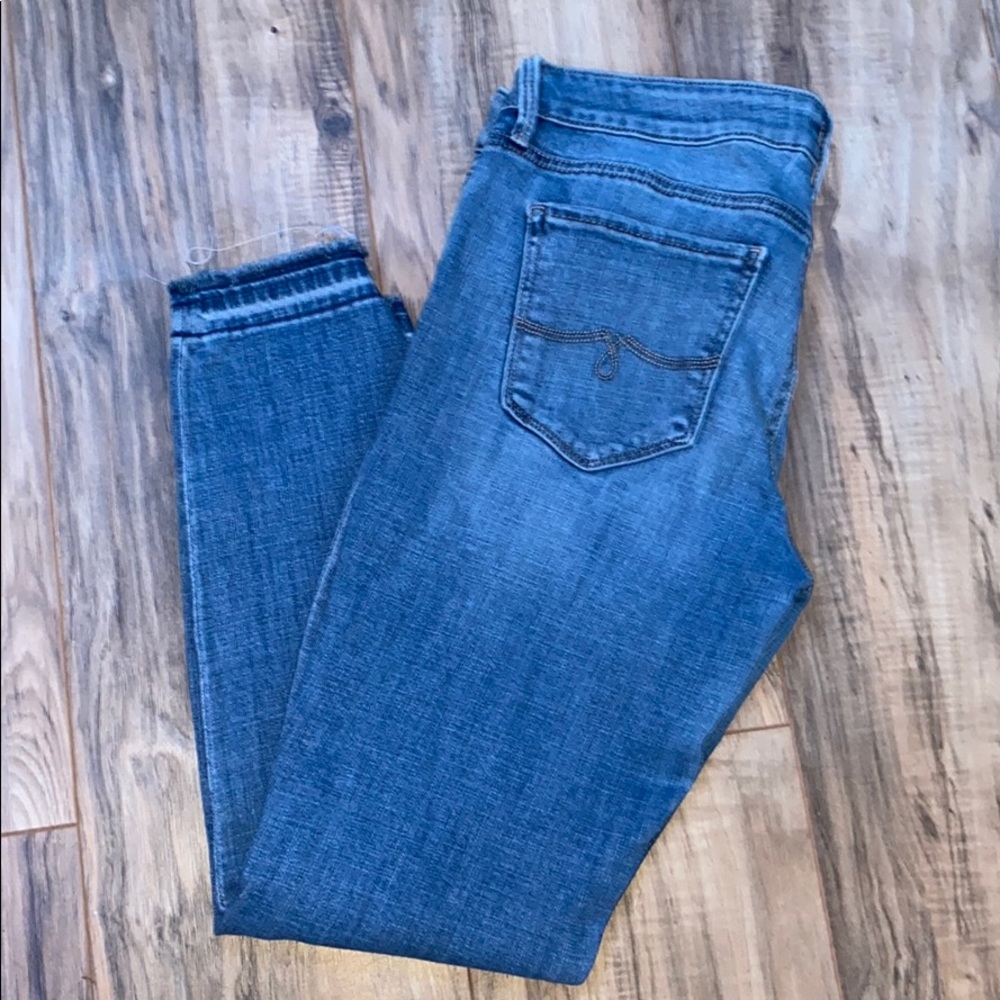 Lucky Brand -Lolita Capri Jeans